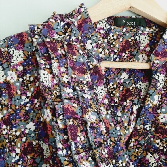 XXI FOREVER 21 Button Down Ditsy Floral Ruffle Detail Blouse Top Colorful Sz S - Picture 7 of 15
